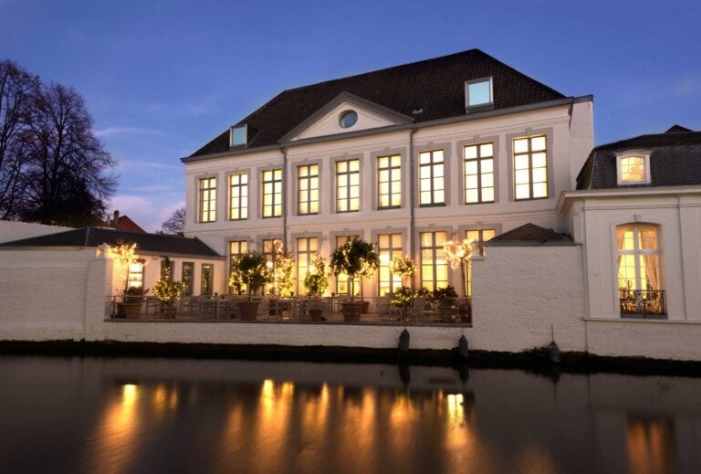 Terrasse de l'hôtel Van Cleef à Bruges