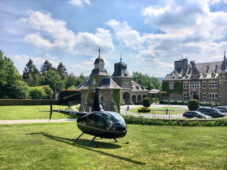 Hélicoptère au Manoir des Lébioles près de Spa