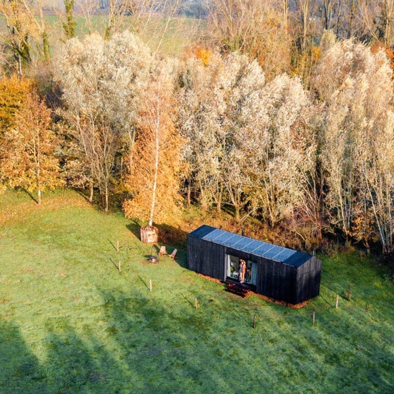 Slow Cabin vue du ciel en Belgique