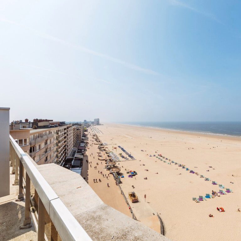 Vue depuis l'hôtel Andromeda à Ostende