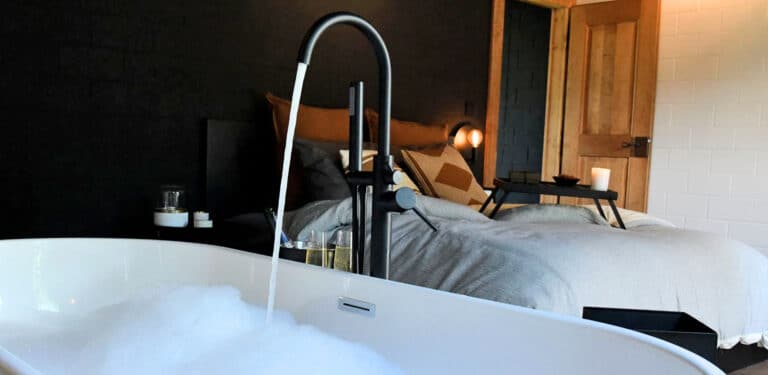 Bain à bulle à L'Annexe près de Philippeville