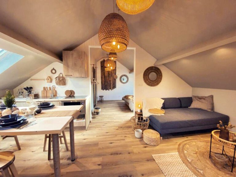 Salon mezzanine à L'Annexe près de Philippeville