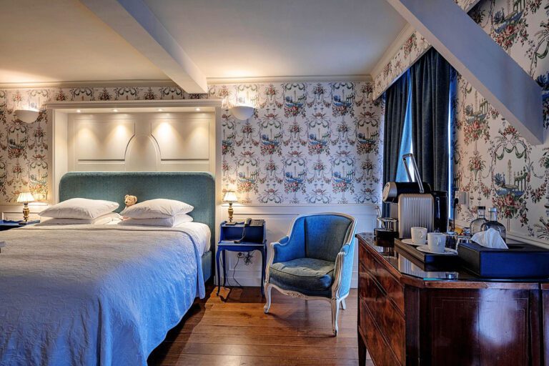 Chambre bleue à l'hôtel de Orangerie à Bruges