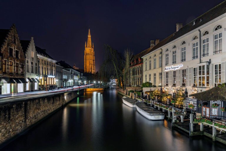 Canaux de nuit à l'hôtel de Orangerie à Bruges