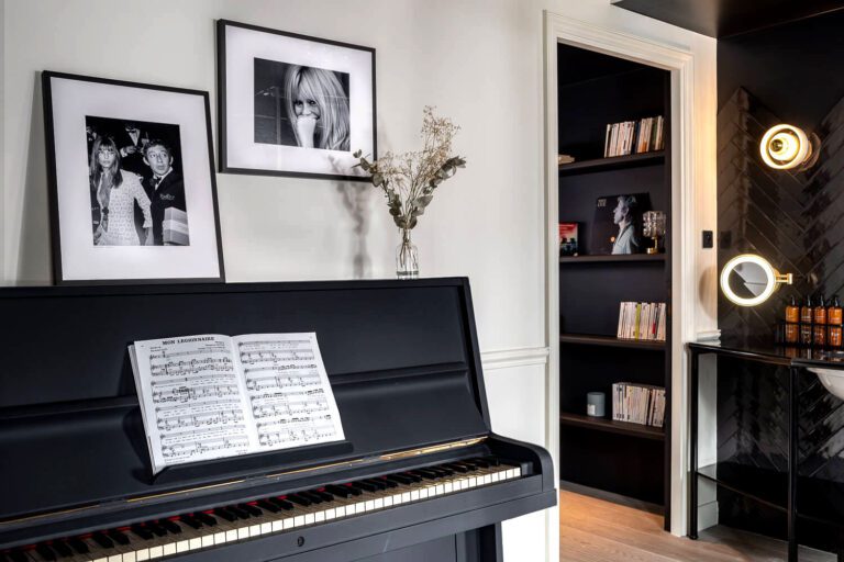 Piano au Chouchou Hôtel à Paris