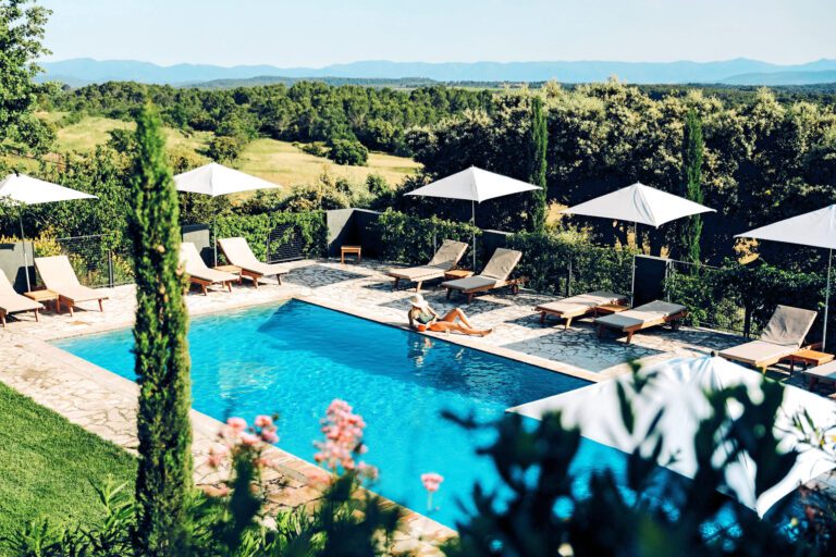 Piscine au Domaine Monte Verdi en Provence