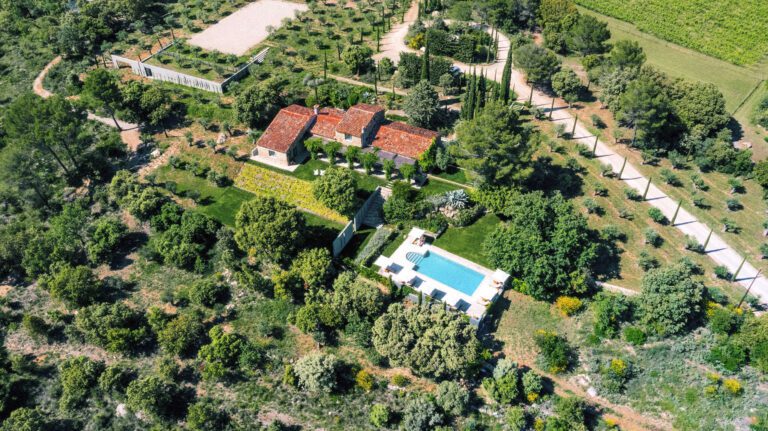 Vue du ciel du Domaine Monte Verdi en Provence