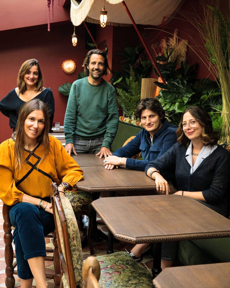 Equipe à l'hôtel Babel à Belleville à Paris