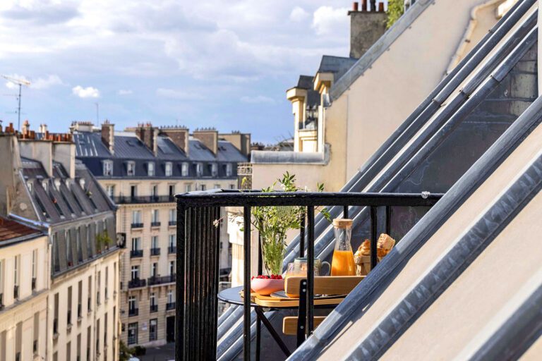 Balcon au Dadou Hôtel à Paris