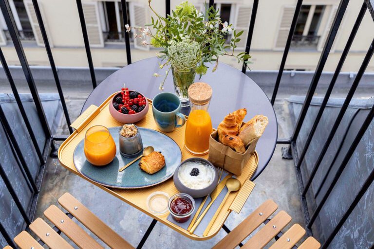 Petit déjeuner au Dadou Hôtel à Paris