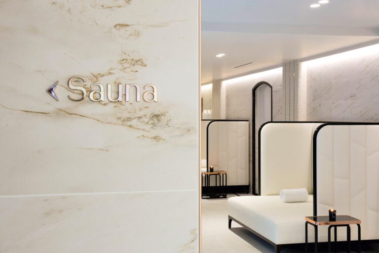 Sauna au Narcisse Blanc à Paris