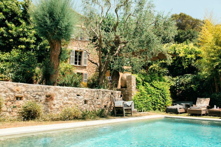 Piscine u B&B Les Rosées en Provence