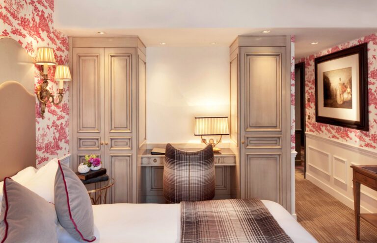 Chambre à la Maison Favart à Paris