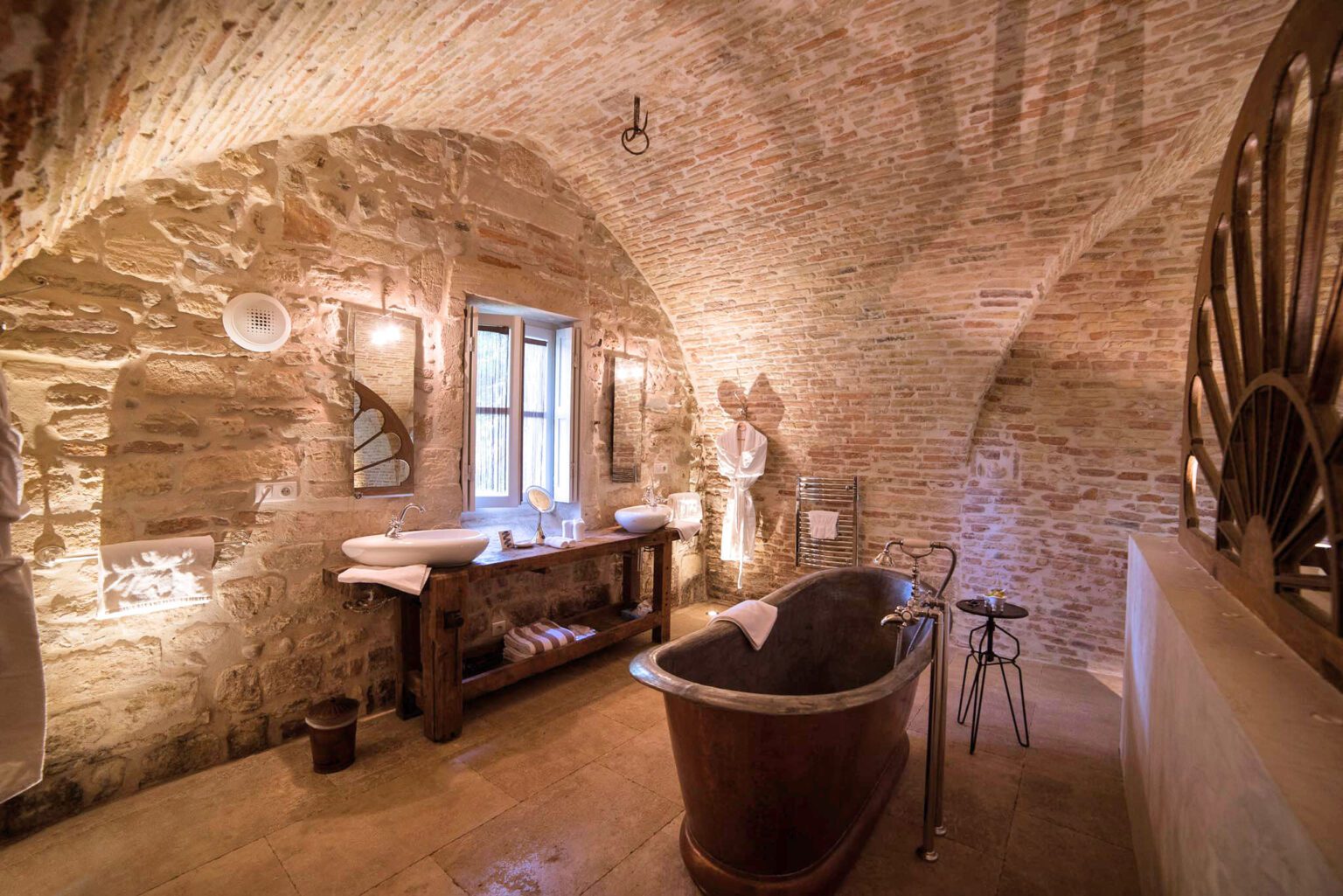 Salle de bain au Mas de l'Espérance dans le Gard