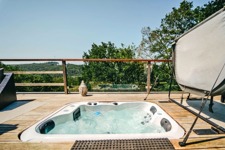 Jacuzzi au fruit du chêne près de Durbuy