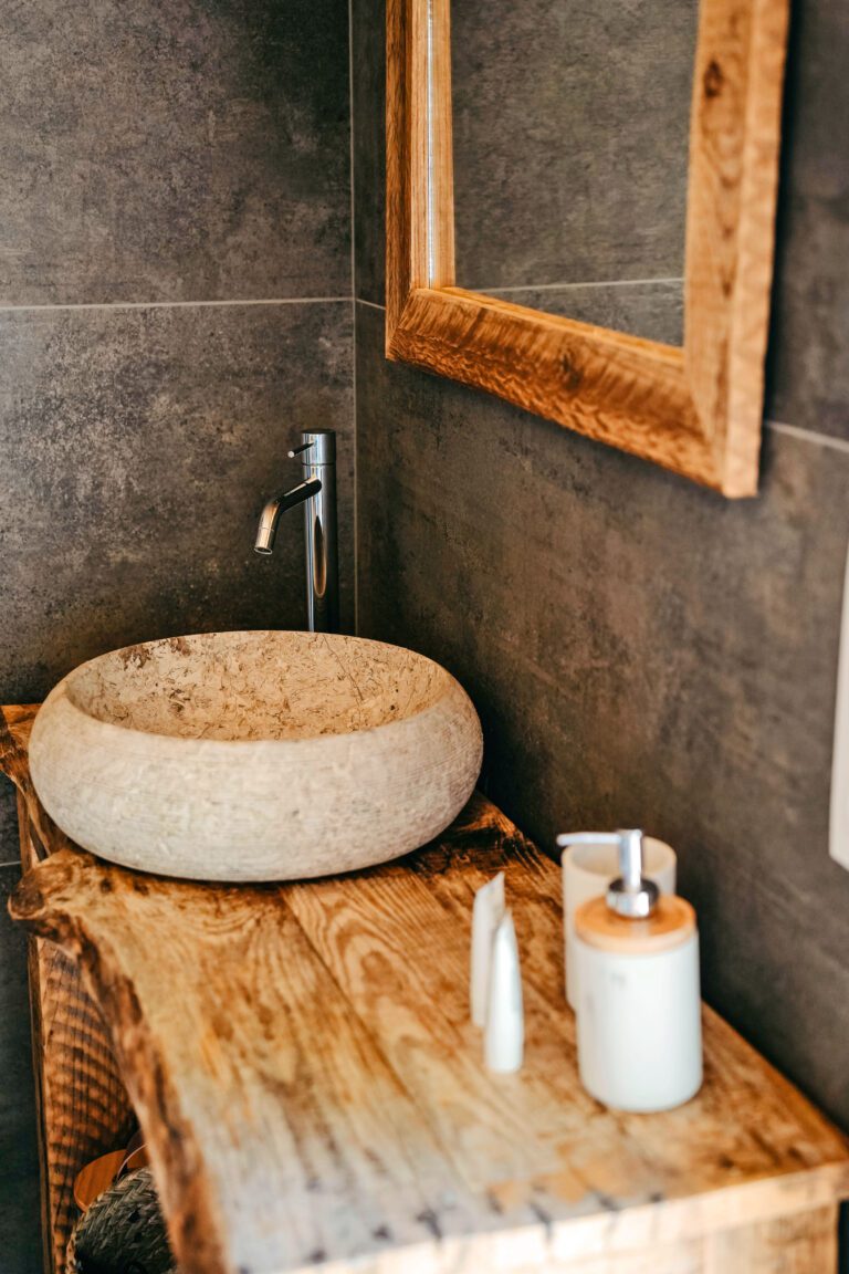 Salle de bain au fruit du chêne près de Durbuy