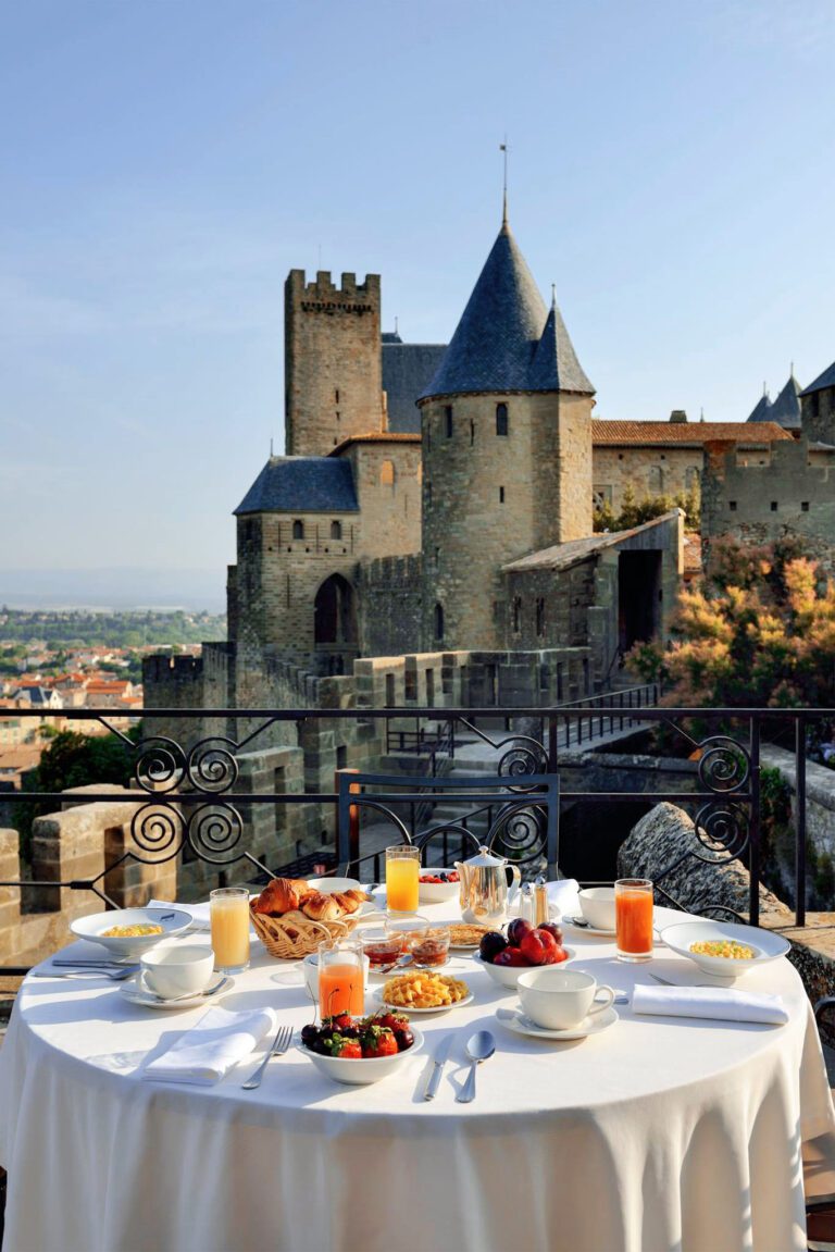 Petit déjeuner Hôtel de la Cité à Carcassonne