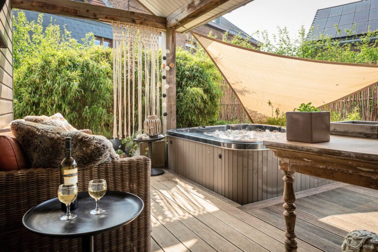 Champagne sur la terrasse à Du côté de chez Jeanne à Verviers