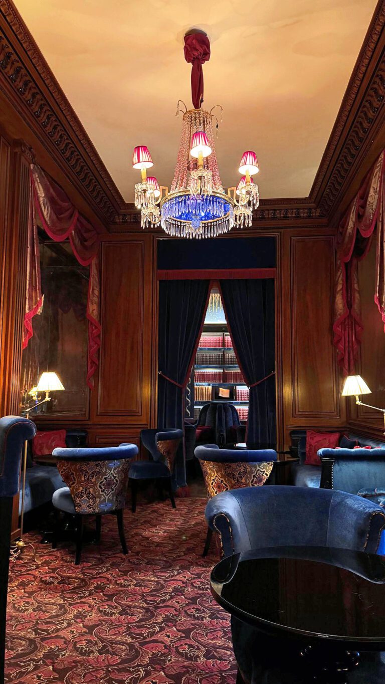 maison proust cover bar