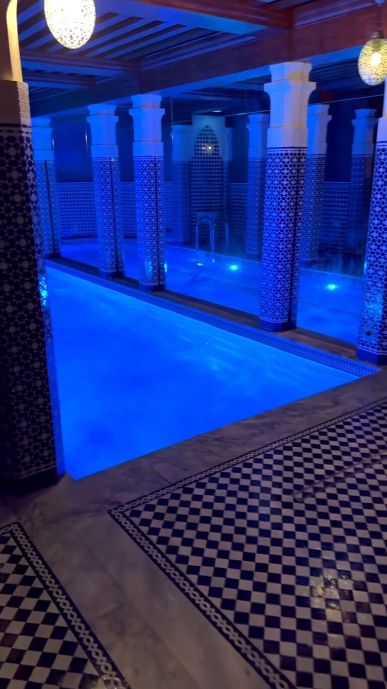 maison proust cover spa