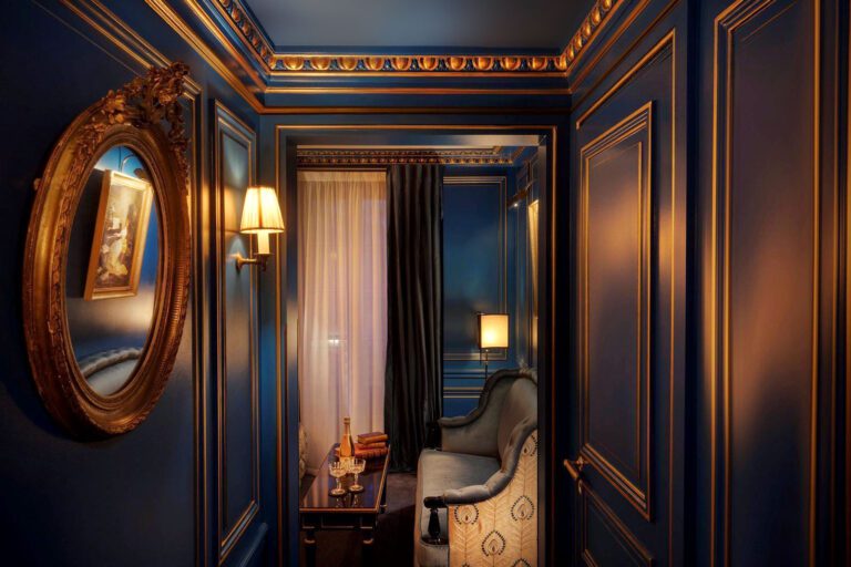 Chambre bleue de la Maison Proust à Paris