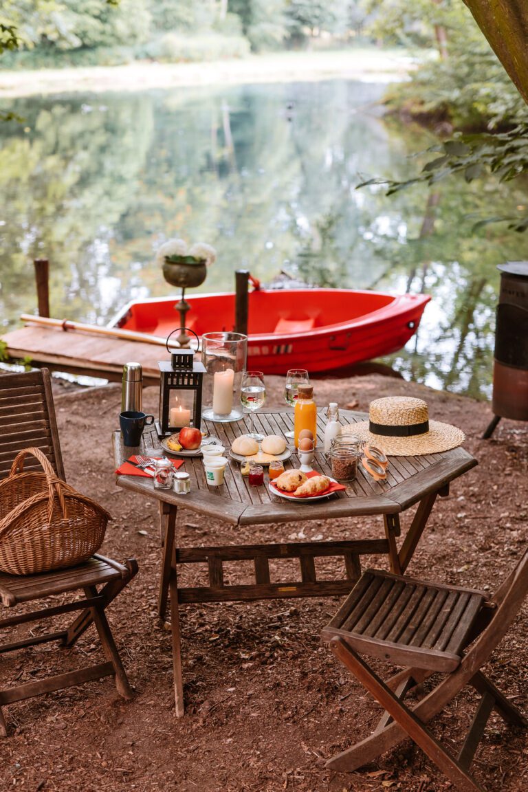 Petit déjeuner à Lakhota Glamping