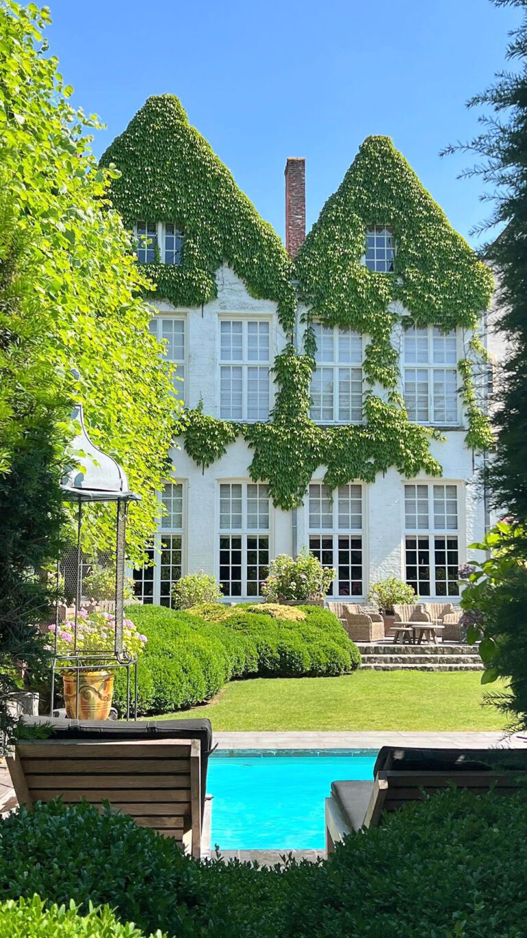secret garden cover piscine