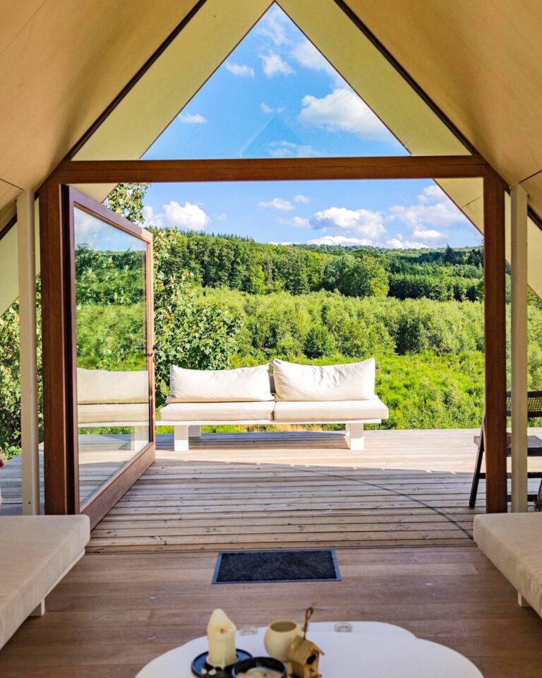 Vue depuis la Cabine de Magerotte à Stay ICI dans les Ardennes Belges
