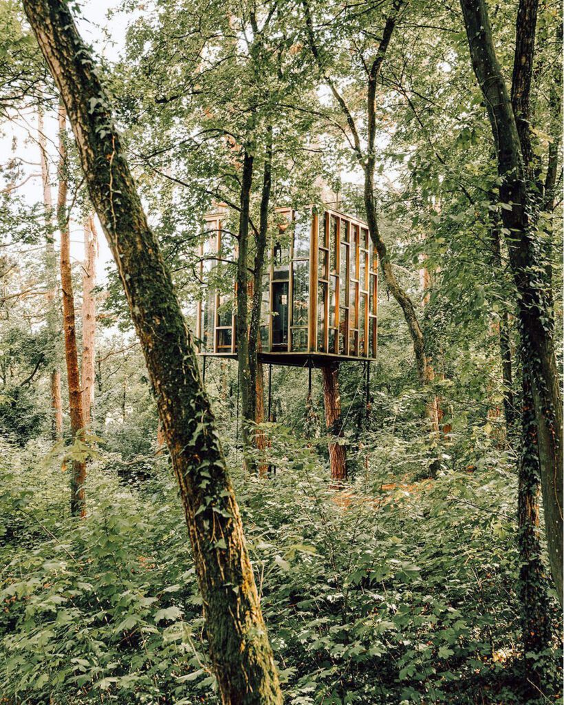 Le Cube de Verre à Stay ICI dans les Ardennes Belges