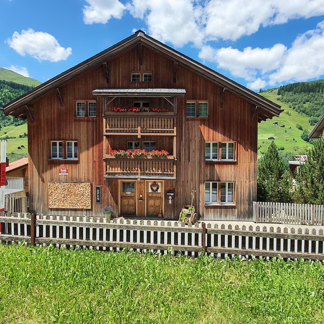 Nostalgie B&B Chrämerhus à Medel en Suisse