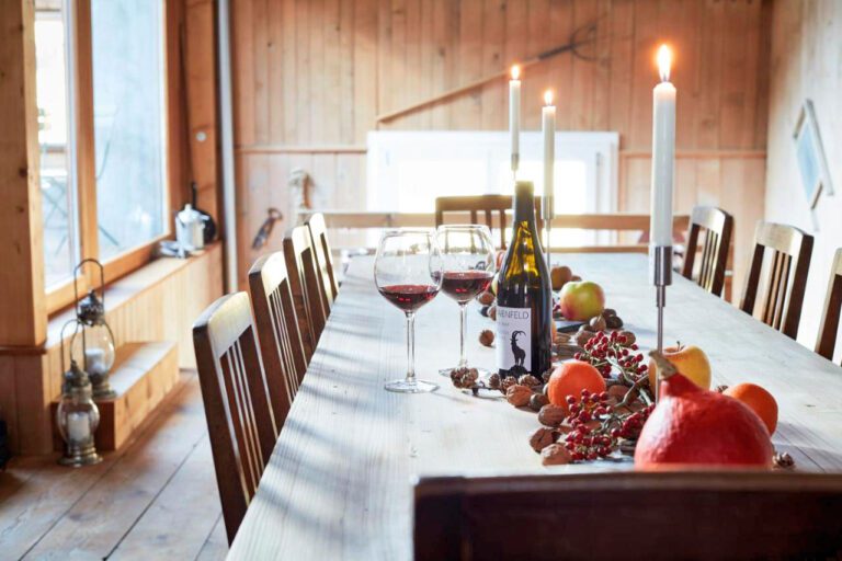 Dîner au Nostalgie B&B Chrämerhus à Medel en Suisse