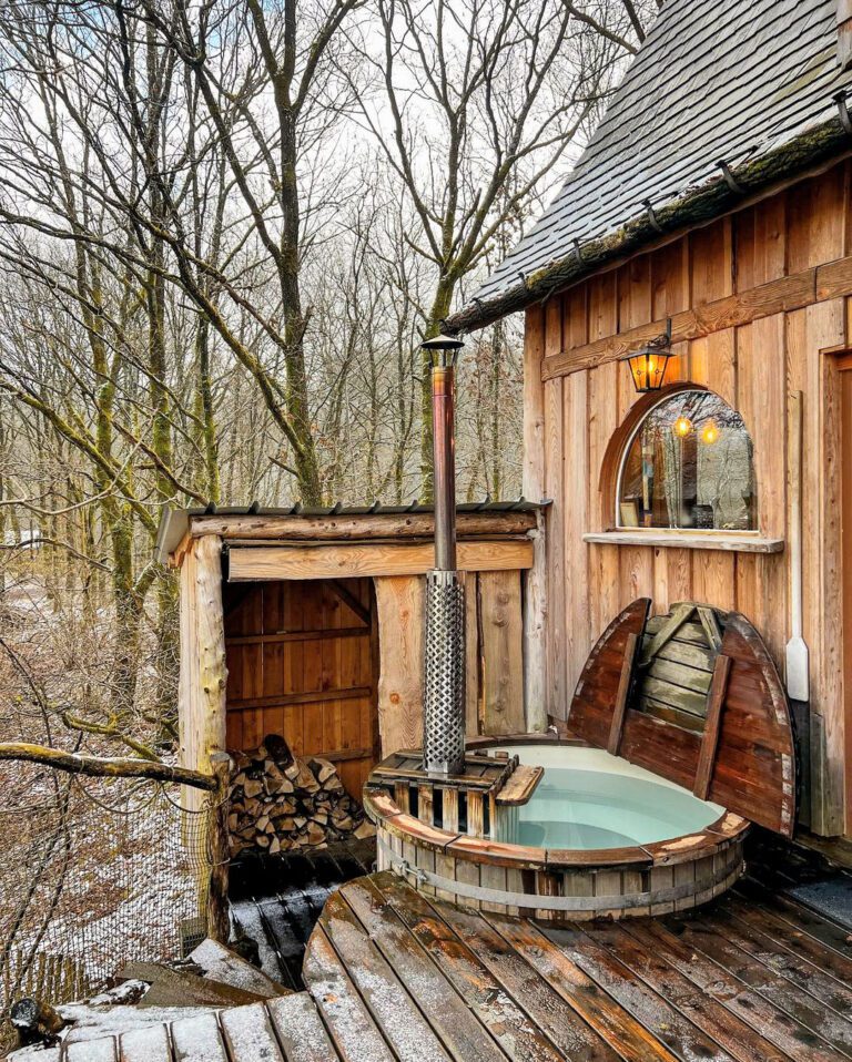 Bain nordique à Mon Lit dans l'Arbre à Arlon