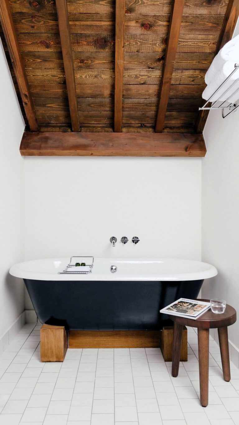 august baignoire copie