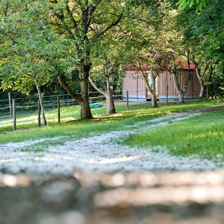 Yourte au Domaine du Treuscoat près de Morlaix en Bretagne