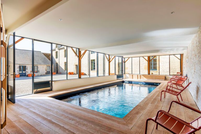Piscine du Manoir de Guern près d'Auray en Bretagne