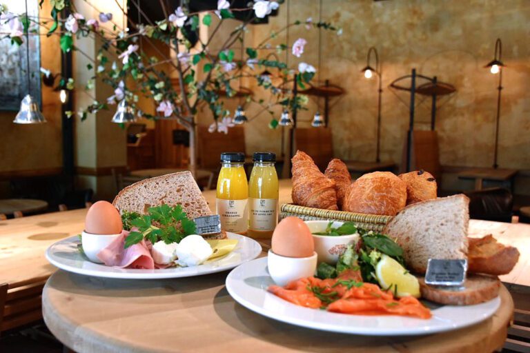 Petit déjeuner à la Villa Geva près de Charleroi