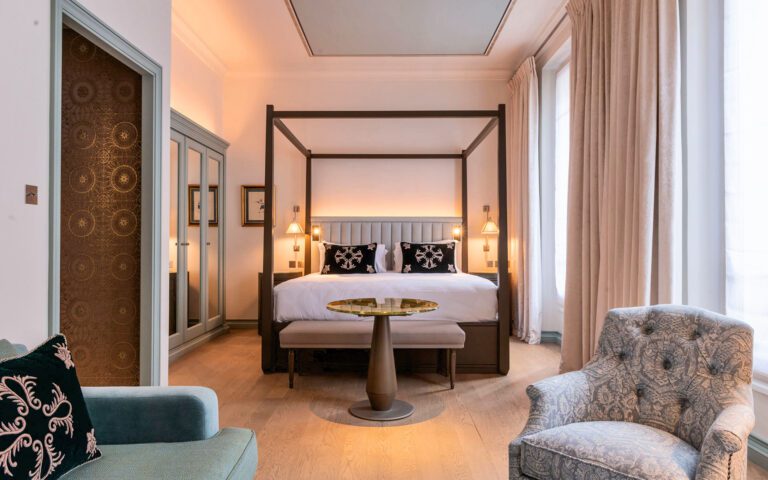 Junior Suite Balcon à l'Hôtel de Montesquieu à Paris