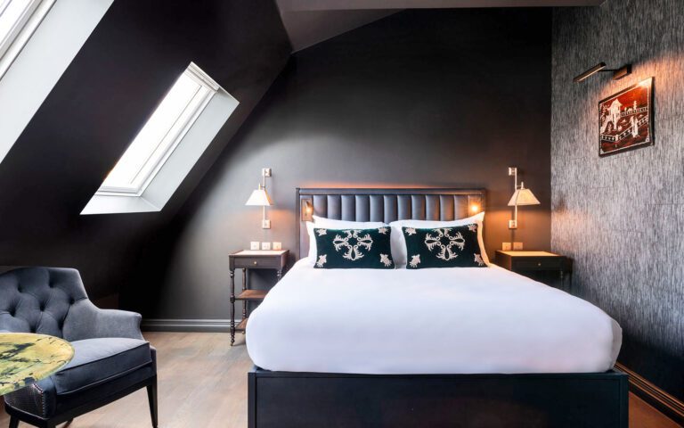 Double Classique à l'Hôtel de Montesquieu à Paris