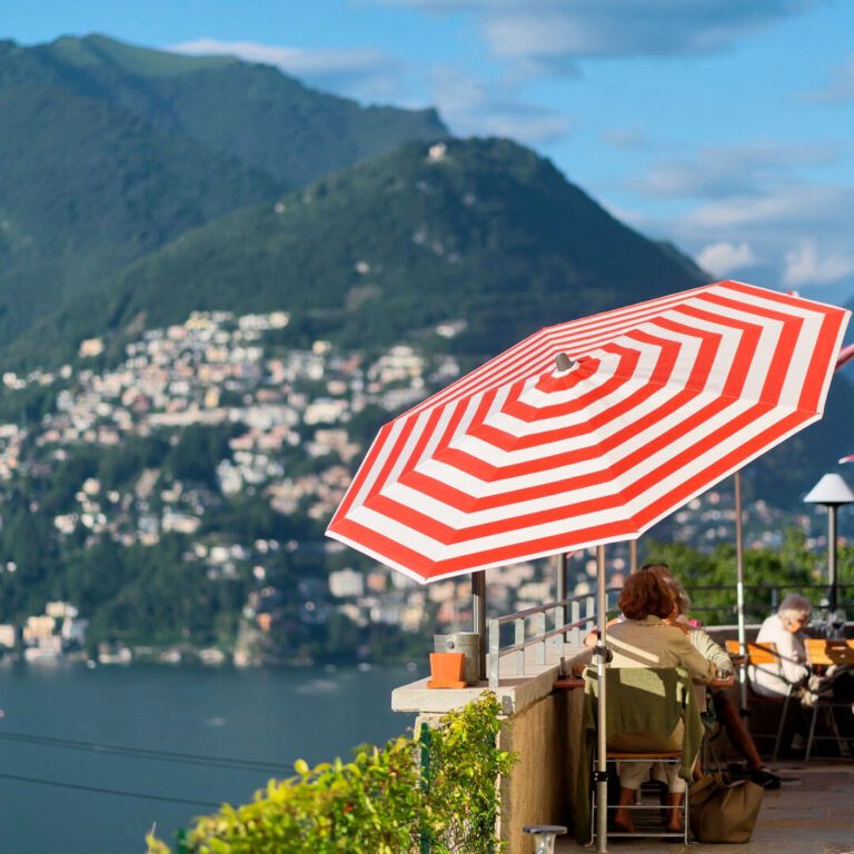 Terrasse avec vue du Bigatt Hotel & Restaurant près du Lugano