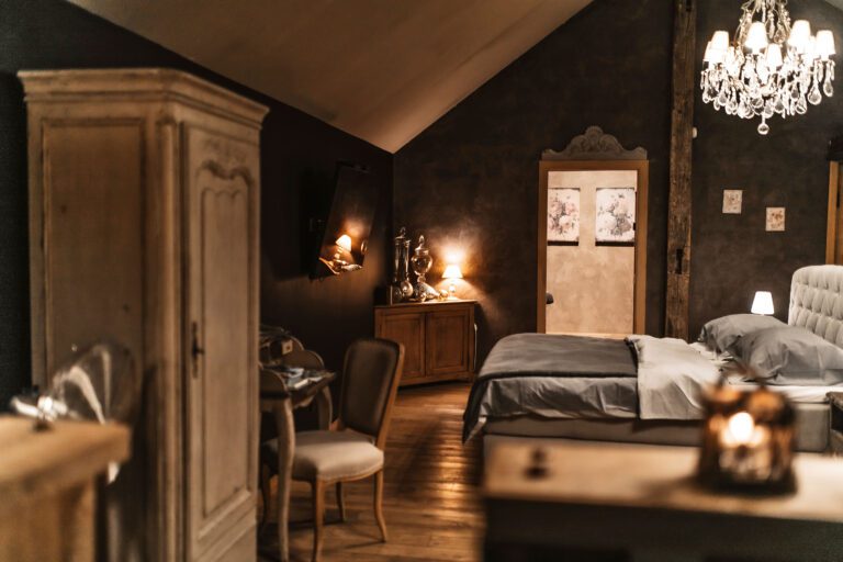 Chambre aux Suites de Luxe près de Marche-en-Famenne