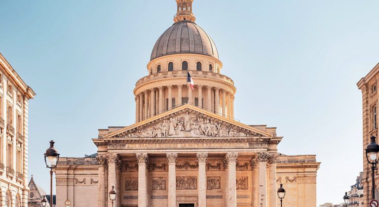 Panthéon à l'hôtel Madeleine de Senlis à Paris