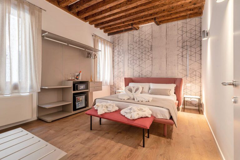 Chambre romantique à La Finestra sulle Beccarie à Venise