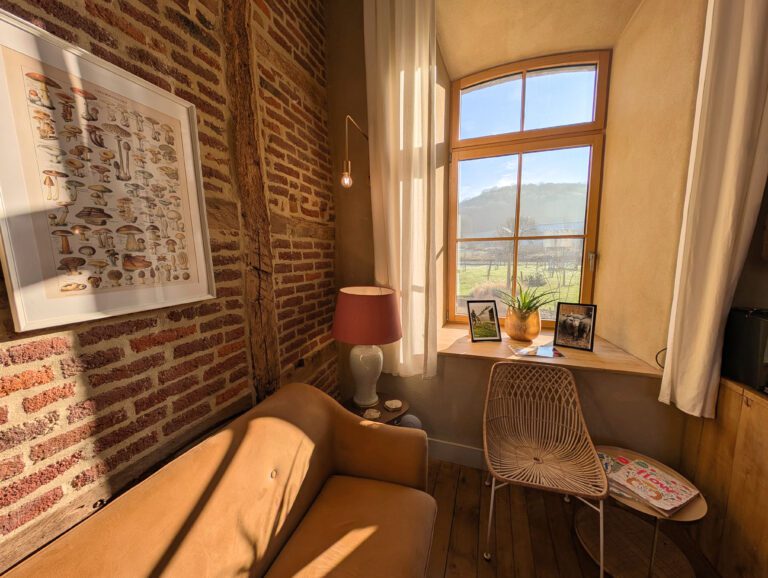 Salon lumineux au Petit Bomal près de Durbuy