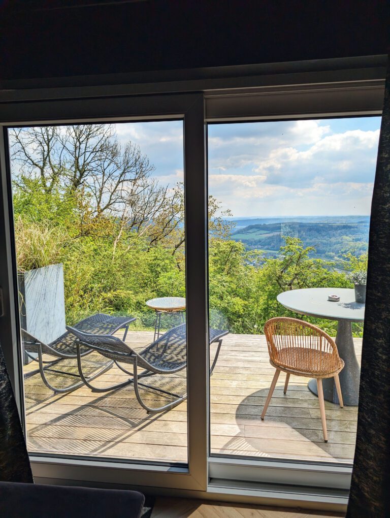 Terrasse avec vue panoramique aux 7 Meuses