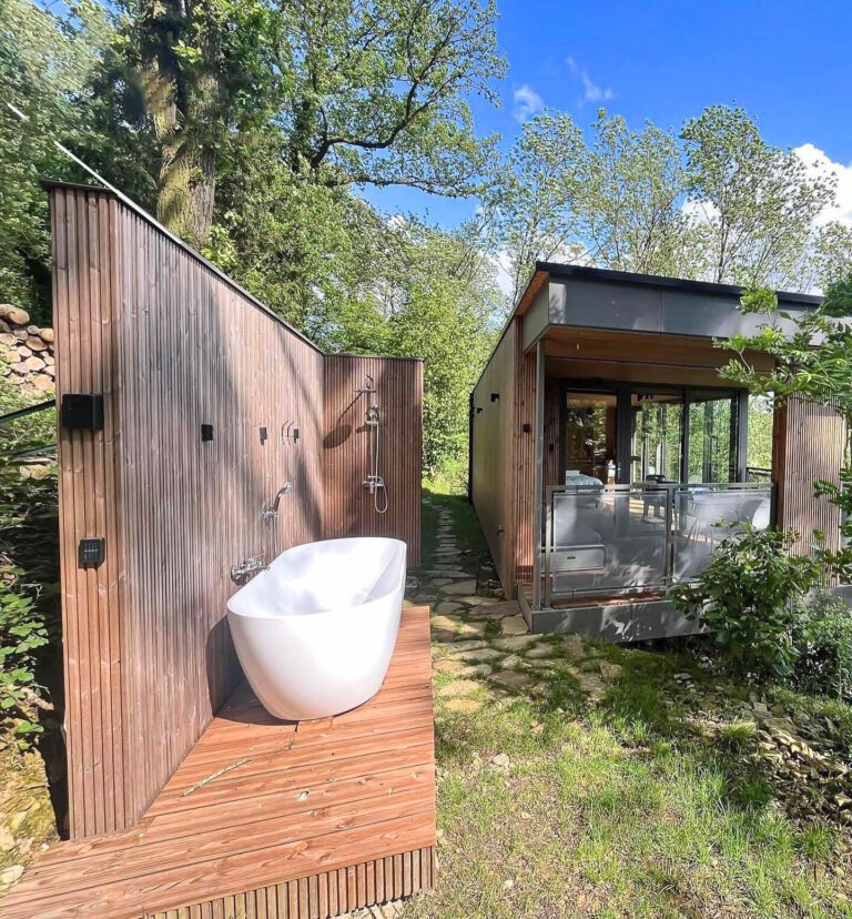 Baignoire extérieure à Ciméo à Nandrin
