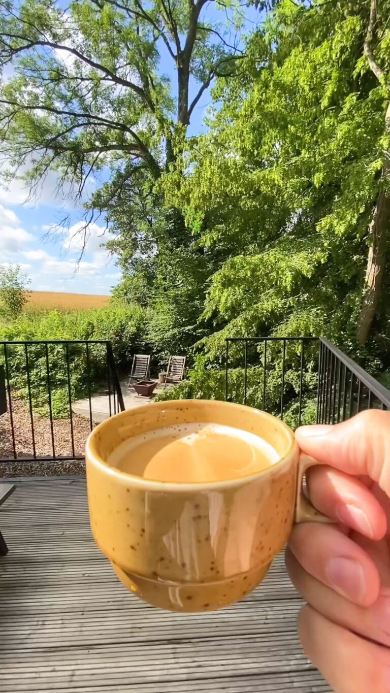 loof cabin cover cafe