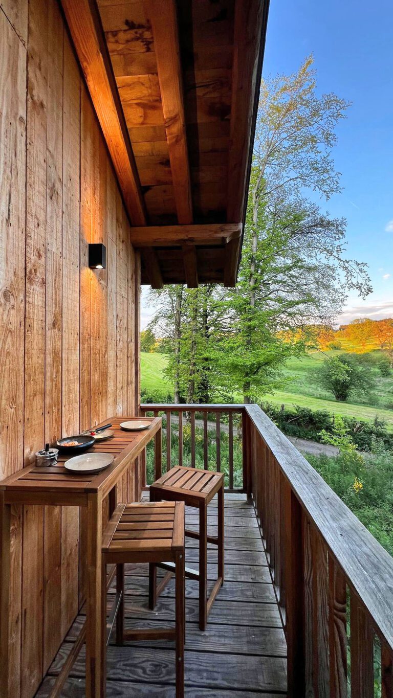 wood and lakes cover terrasse
