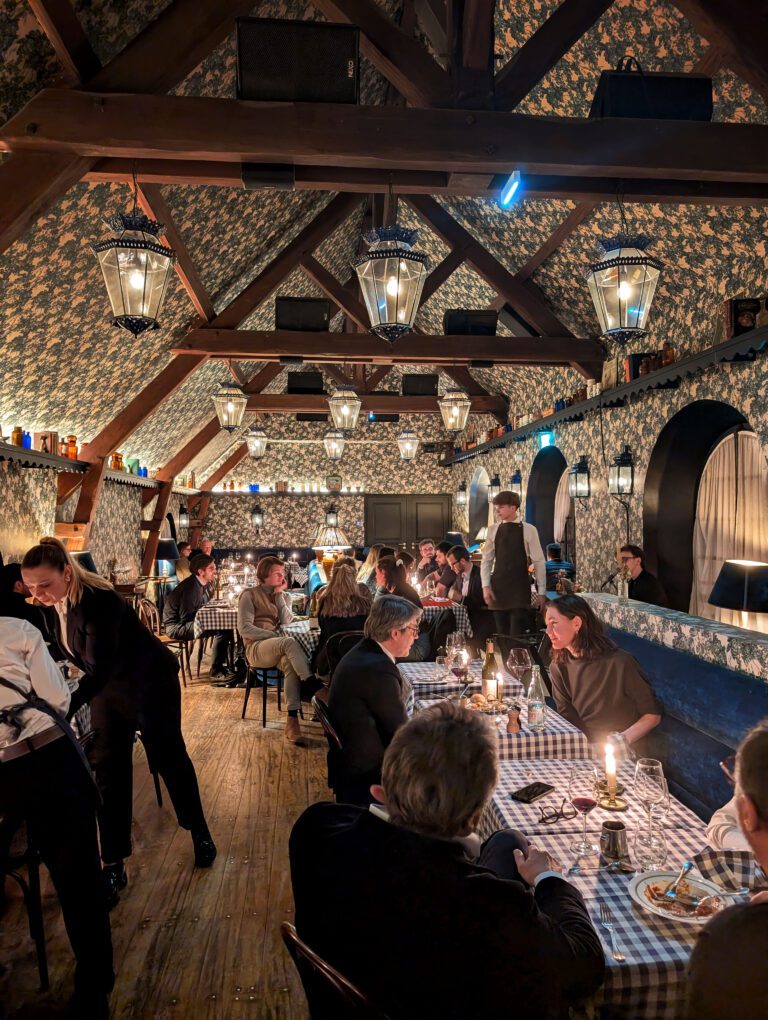 Restaurant l'Auberge à l'Abbaye des Vaux de Cernay près de Paris