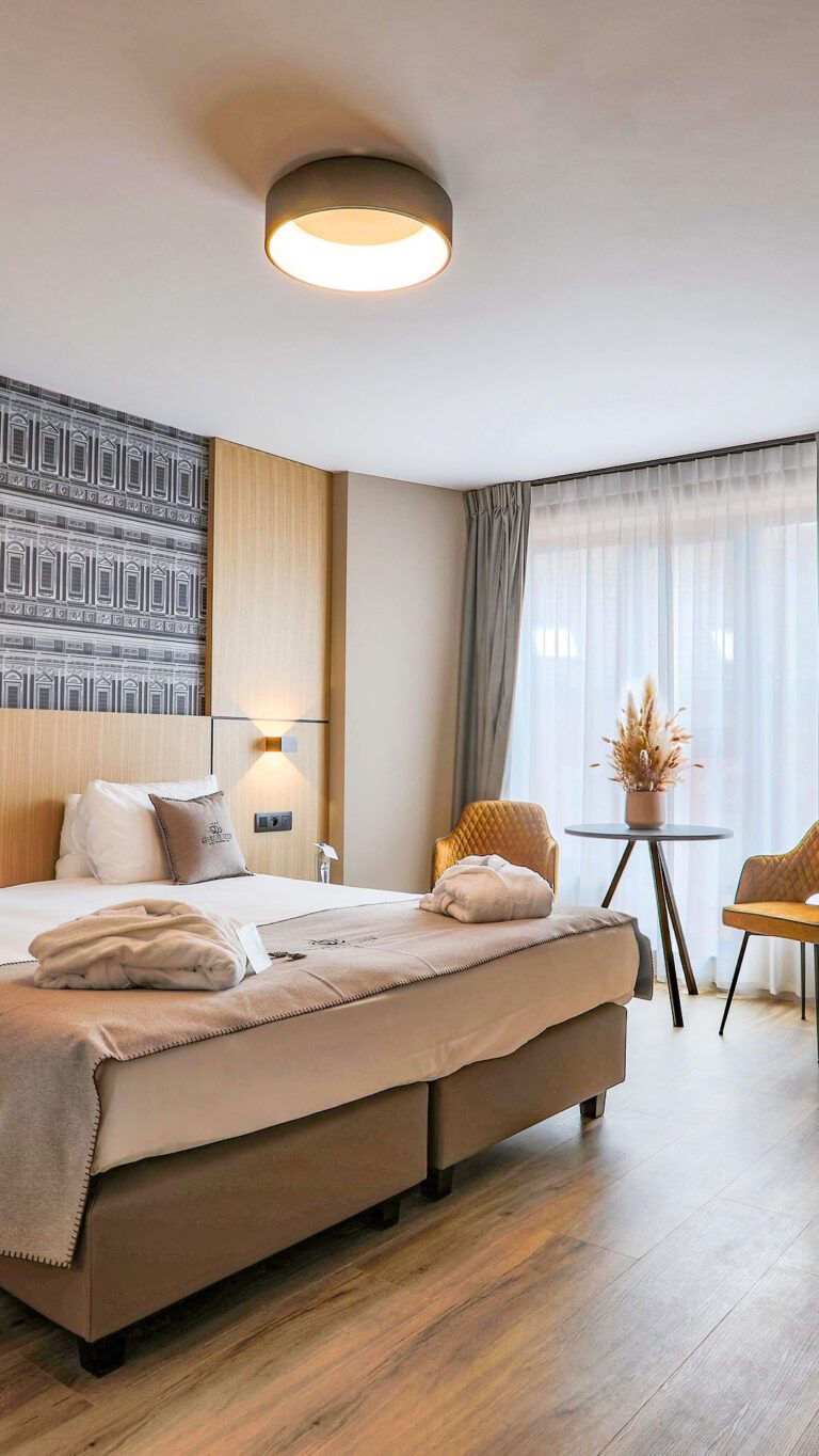 quartier latin cover suite