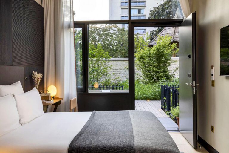 Chambre avec terrasse au Quinzerie Hôtel à Paris